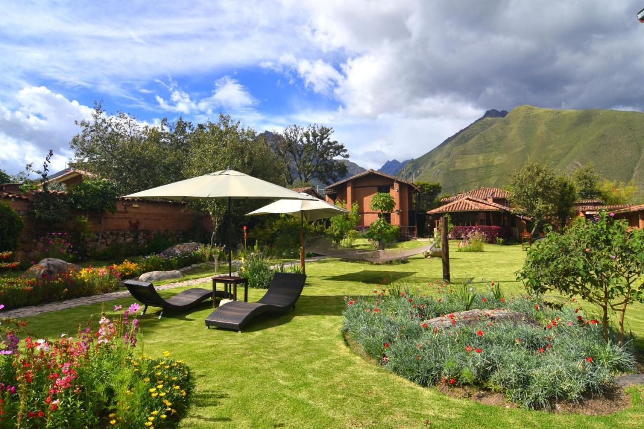 Lizzy Wasi Urubamba Hotel Exterior photo